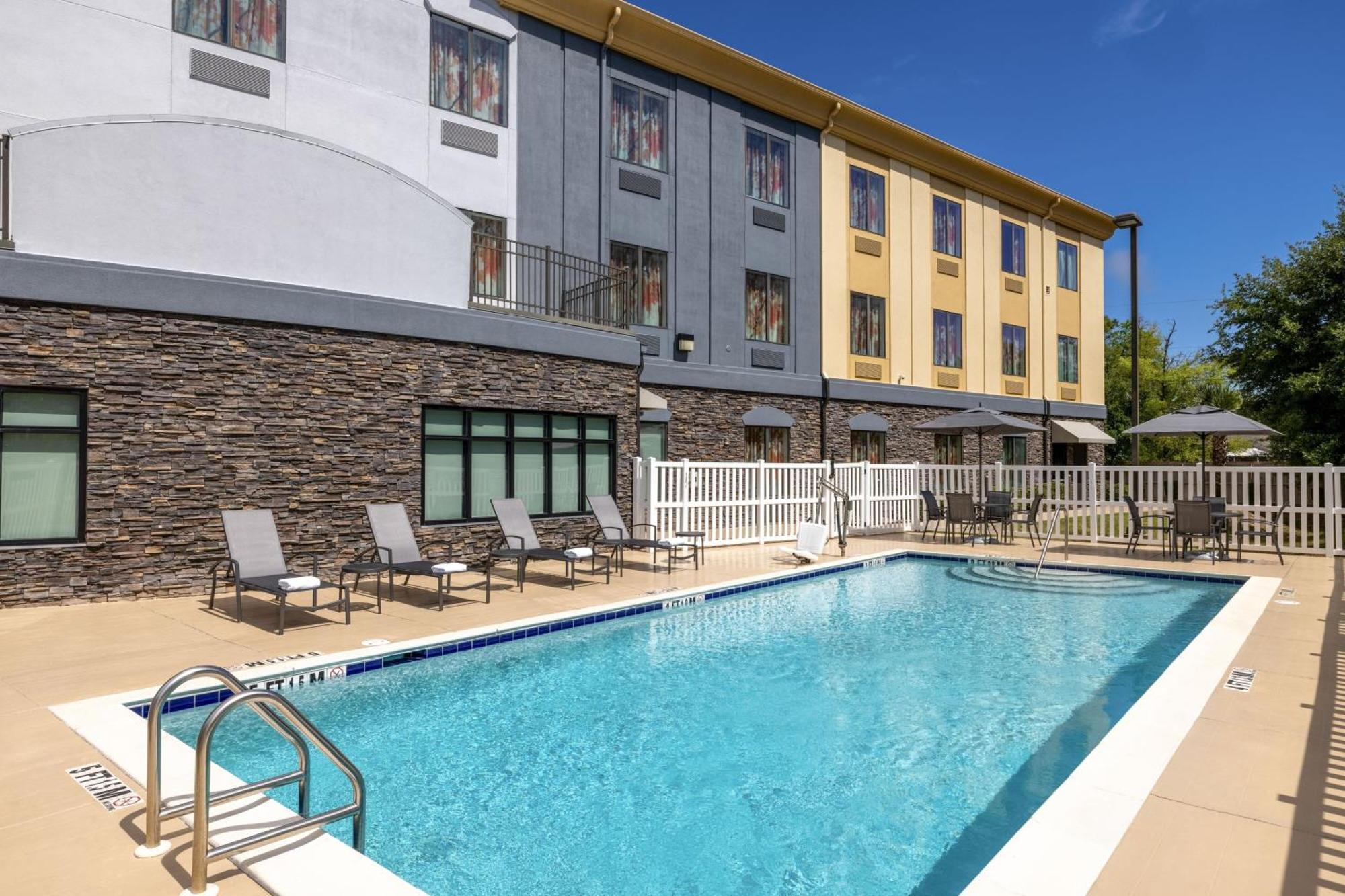 Fairfield Inn & Suites By Marriott Fort Walton Beach Hurlburt Area Ngoại thất bức ảnh